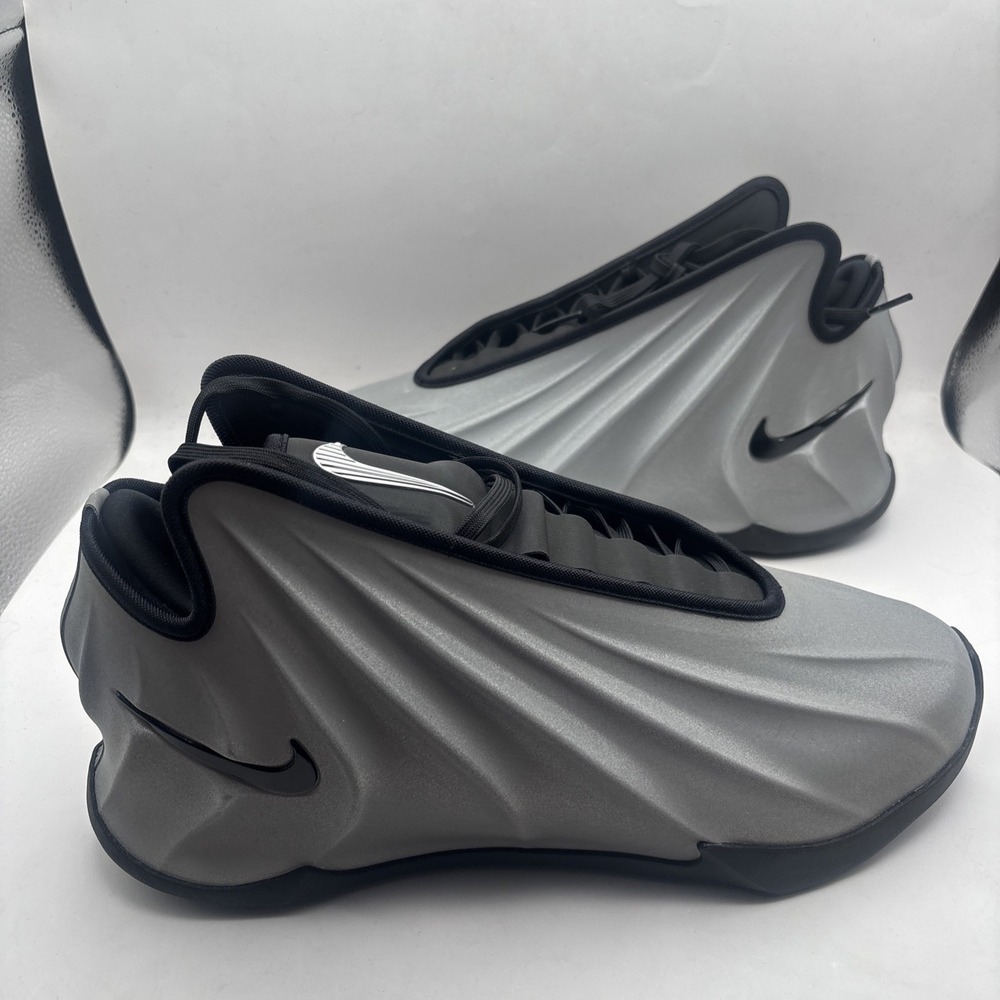 Nike GT Future Metallic Silver (Lightly Worn Pre-Owned) Size 10 - VNDS
